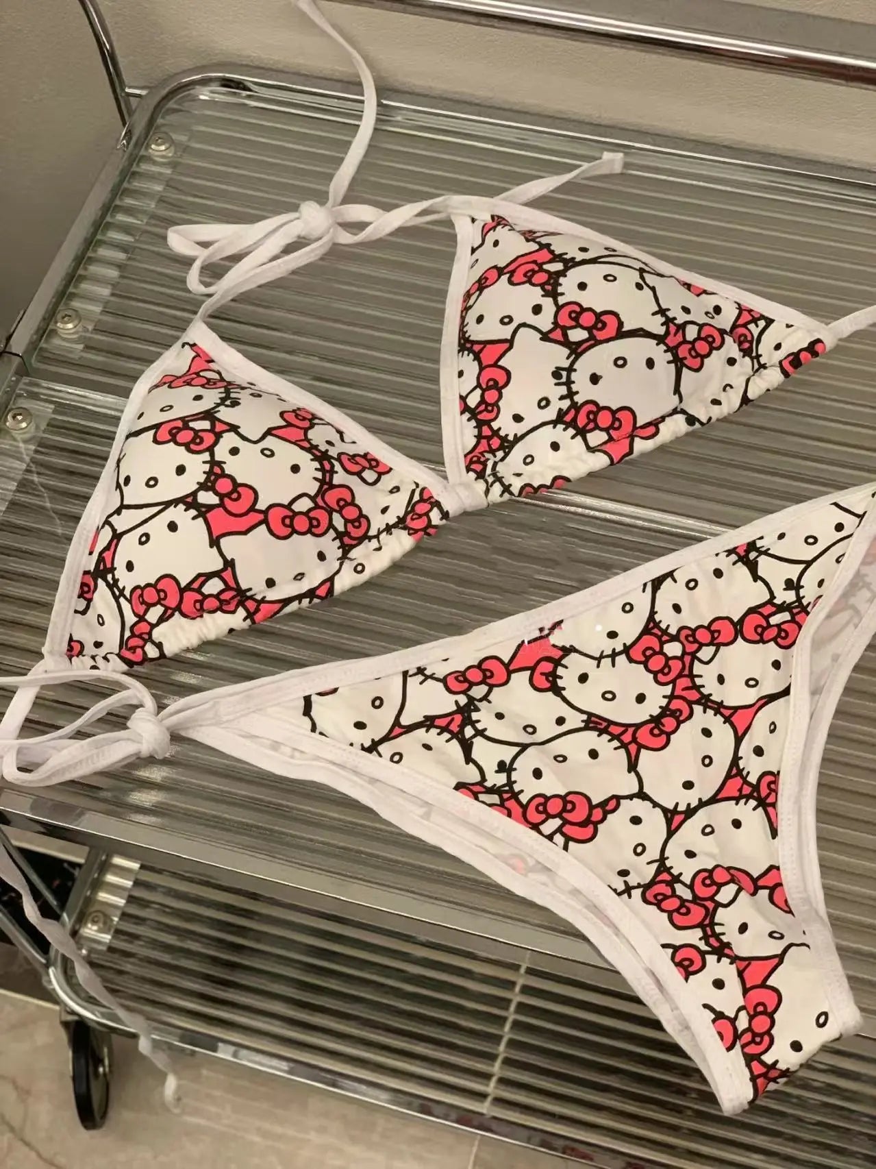 Hello Kitty Bikini Set Summer Beachwear Cute Cozy Y2K Style Swimsuit for Women Soft Strappy Panties Two Piece Swimsuit Bathing