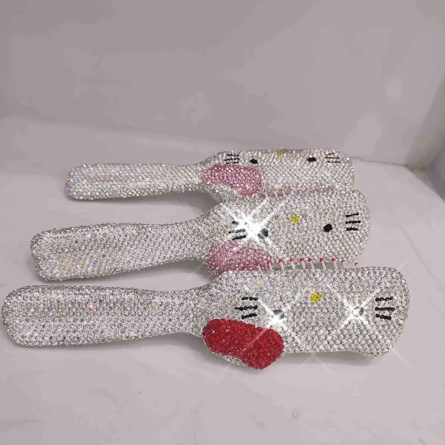 kawaii Hello Kitty Comb Handmake Full Diamonds Anime Massage Comb Curly Hair Straight Cute Makeup Diamond-Embedded for girls