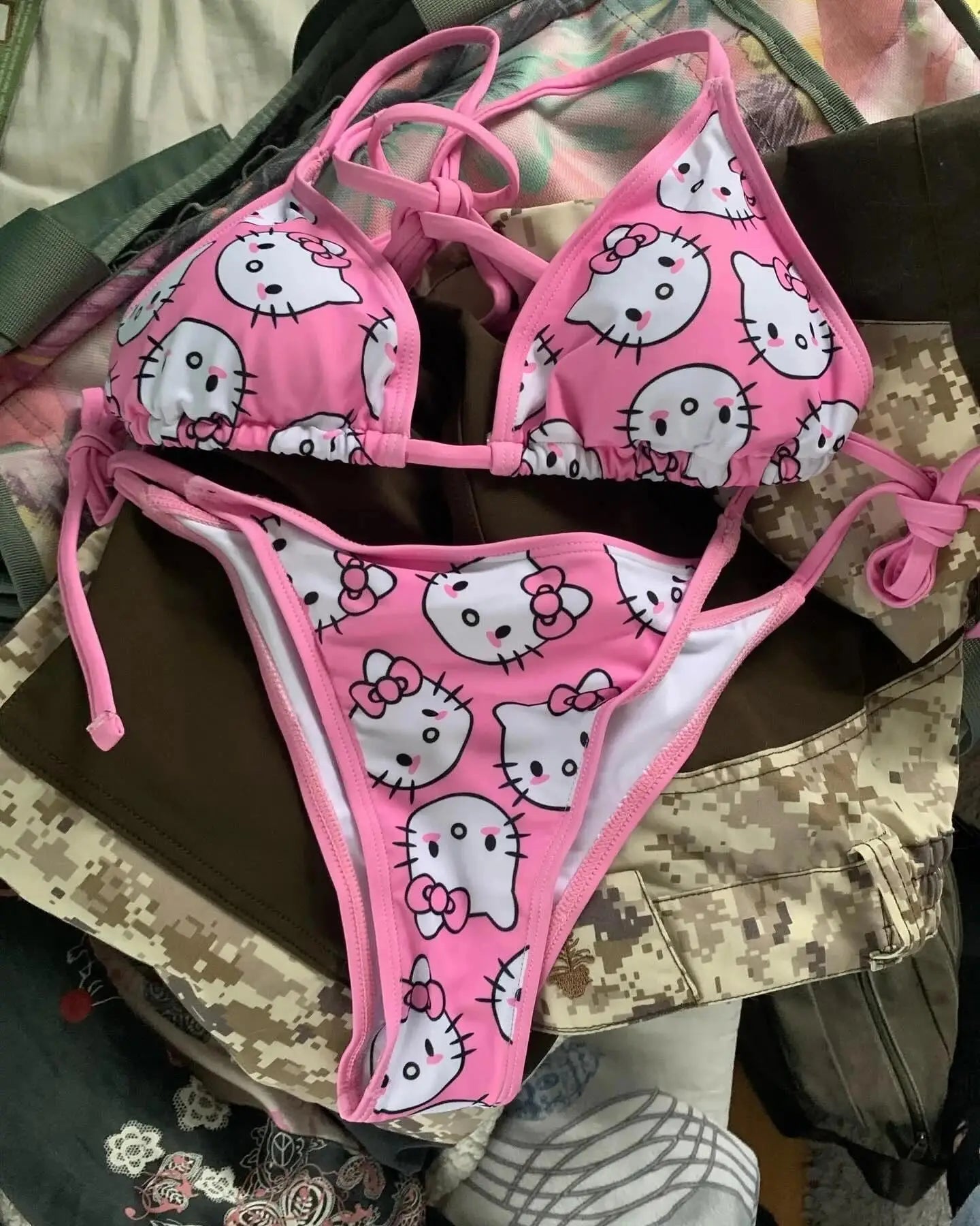Hello Kitty Bikini Set Summer Beachwear Cute Cozy Y2K Style Swimsuit for Women Soft Strappy Panties Two Piece Swimsuit Bathing